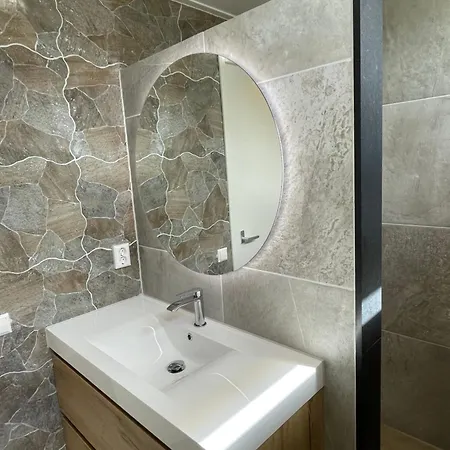 Welcome By Bianca Jisp